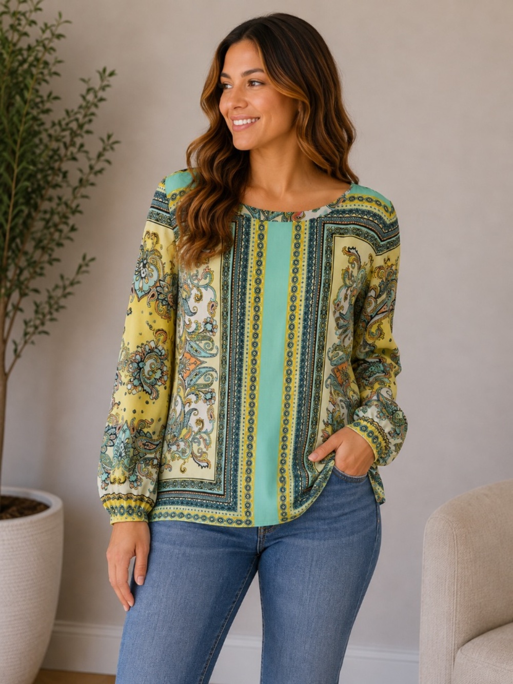 Sunny Leigh Women’s Multicolor Paisley Print Blouse, size XL